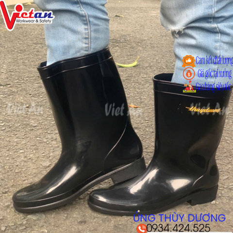 Ủng Thùy Dương Màu Đen