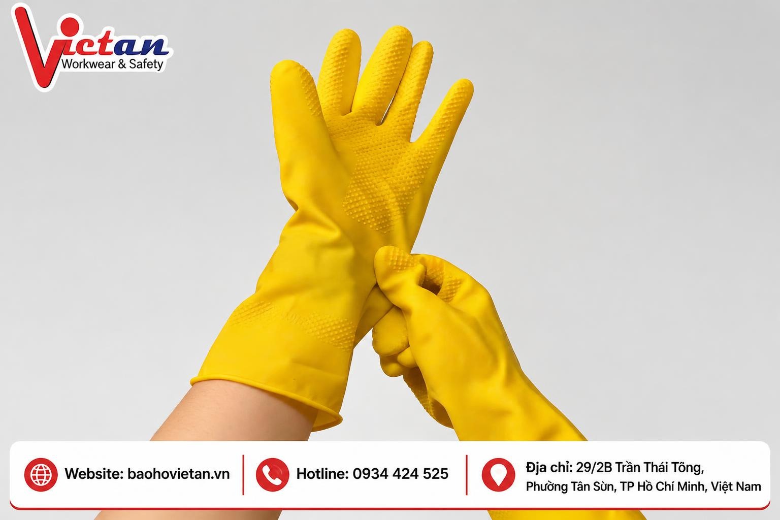 Hình ảnh găng tay cao su được sử dụng để bảo vệ đôi tay, phù hợp với nhiều công việc trong gia đình, vệ sinh và môi trường sản xuất.